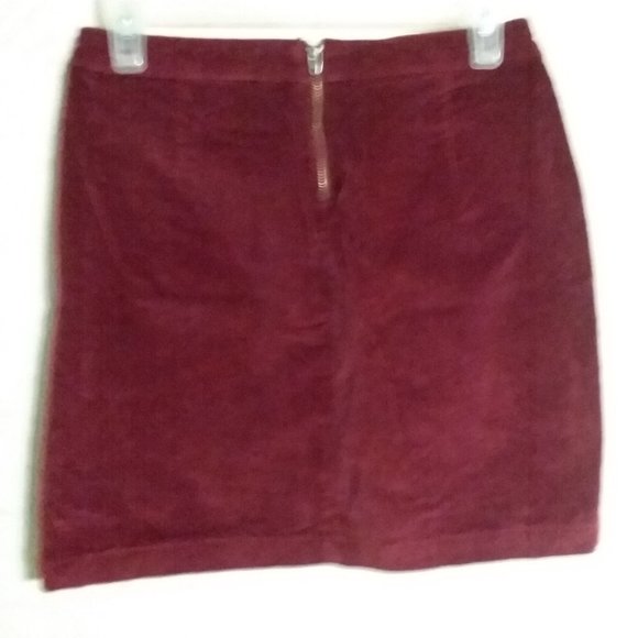 Mossimo Supply Co. Women's Velvet Studded Skirt in Size 2 - Picture 1 of 5